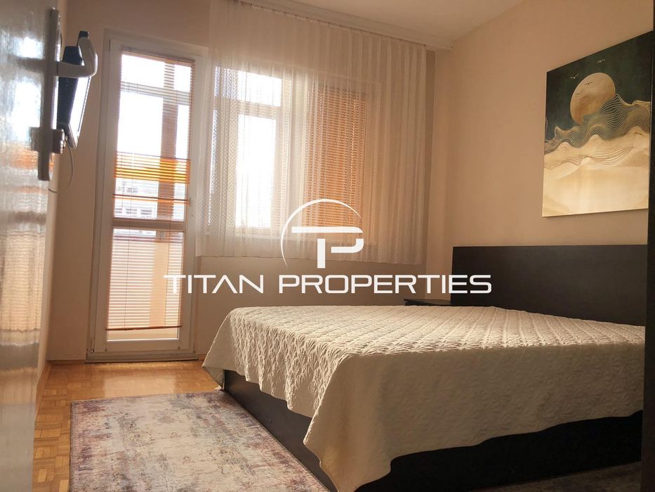 Дава се под наем Двустаен апартамент в Бургас, Център - 65 кв.м за 459 € - Снимка #4