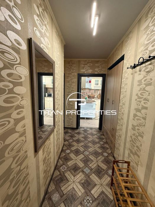 Дава се под наем Тристаен апартамент в Бургас, Лазур - 65 кв.м за 680 € - Снимка #3