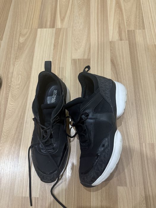 Черни сникърси Michael kors оригинални