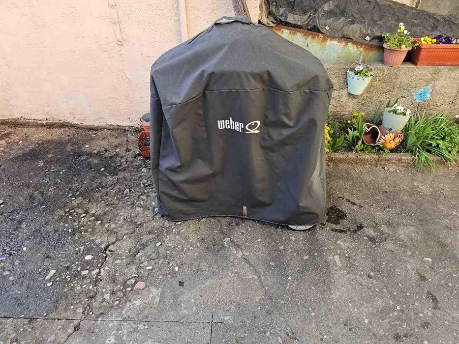 Газово барбекю WEBER