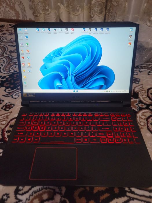 Acer nitro 5 2021 yil olingan o'yin noutbuki