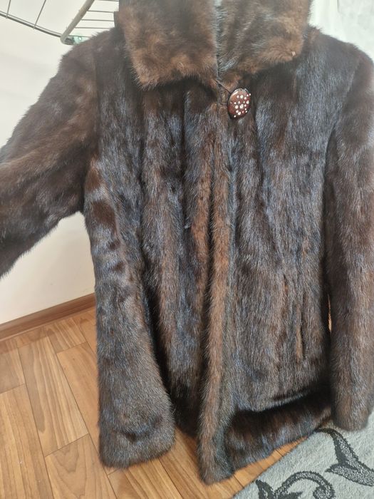 Продам шубу чистый норка