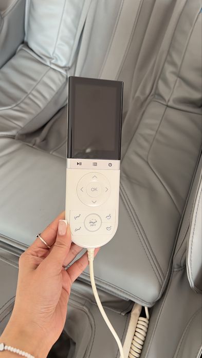 Спочно продам массажное кресло