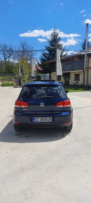 VOLKSWAGEN Golf 2010 — imagine 5