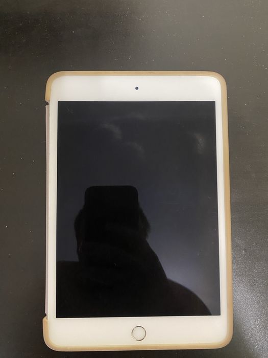Продаю iPad 5 mini