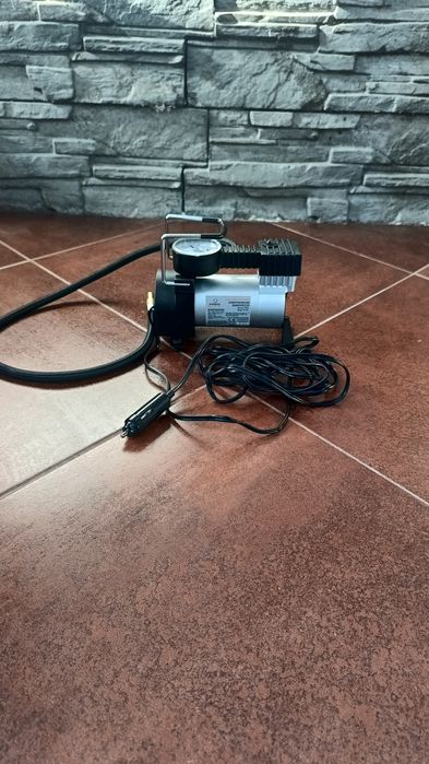 Компресор на 12 v
