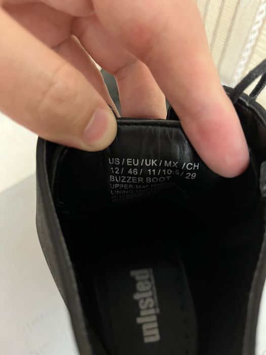 Продам ботинки