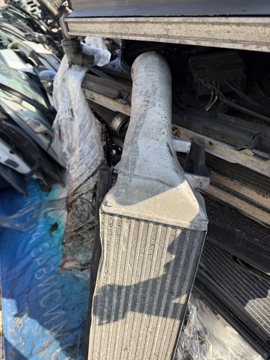 Интеркулер ауди 3.0бтди 313 / audi 3.0btdi 313