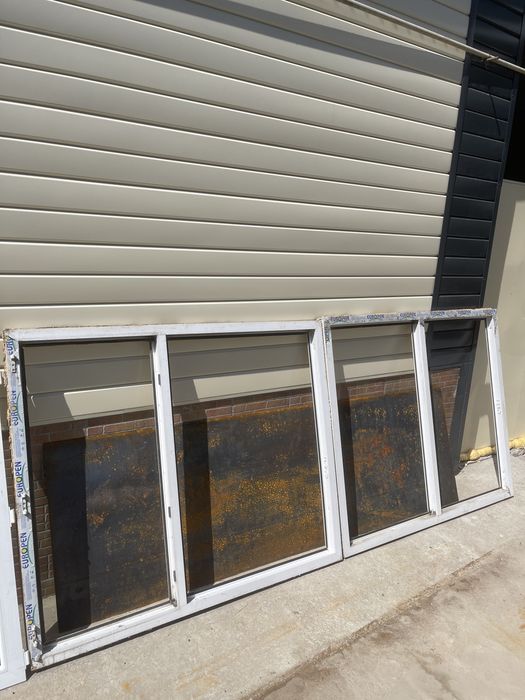 Пластик терезелер