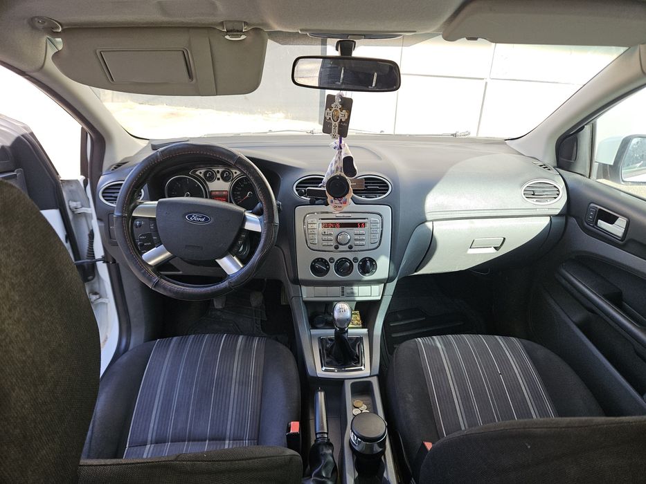 Vând Mașină Ford Focus