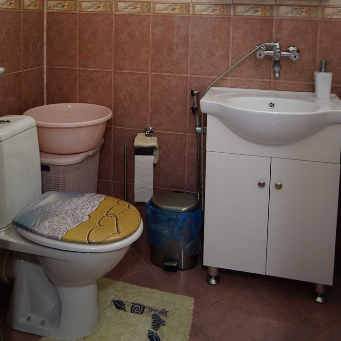 Дава се под наем Двустаен апартамент в Карлово - 59 кв.м за 433.5 € - Снимка #16