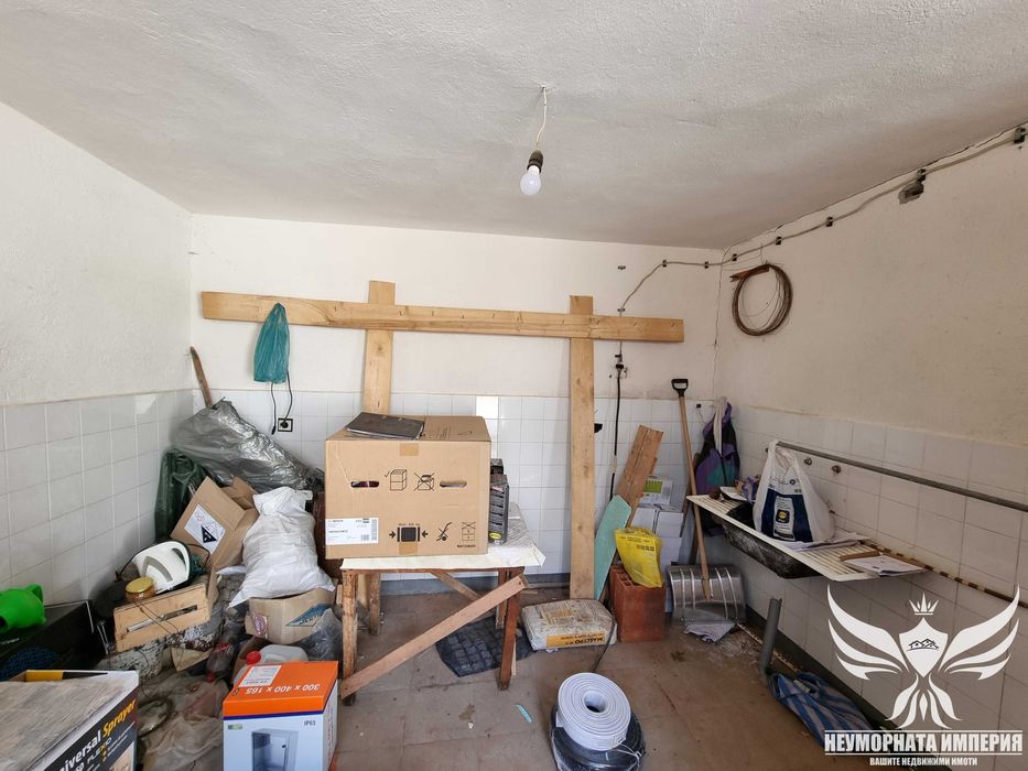 Продавам четириетажна вила/хотел с 870РЗП в село Проглед обл.Смолян