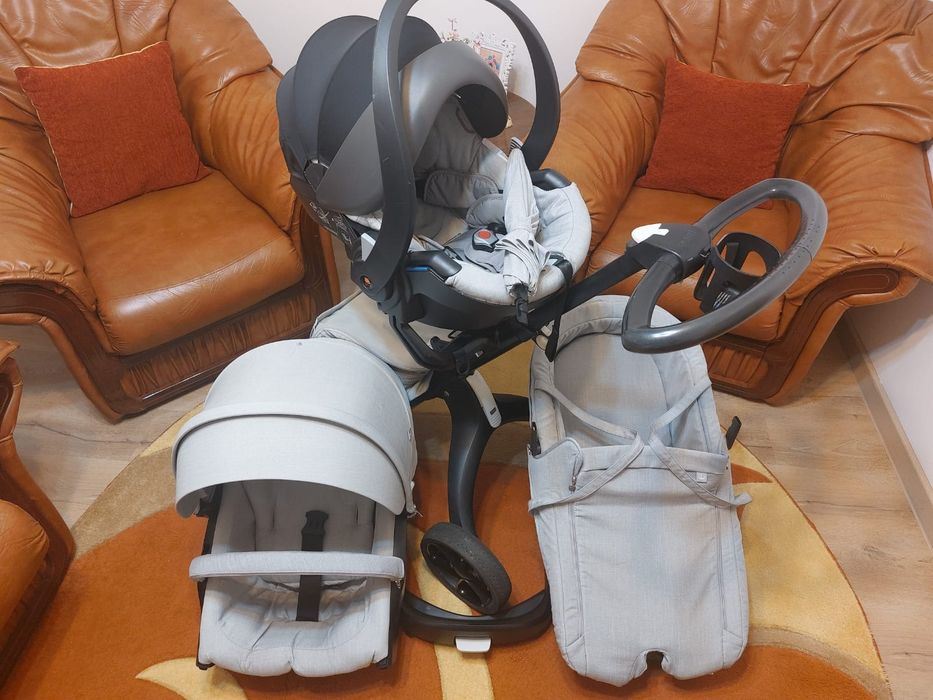 Căruț  Stokke Xplory X 3 in 1 pachet complet stare perfectă !
