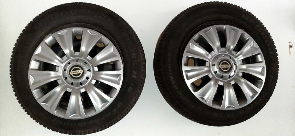 vand 4 jante otel si cauciucuri iarna 215/65/16 Duster Nissan