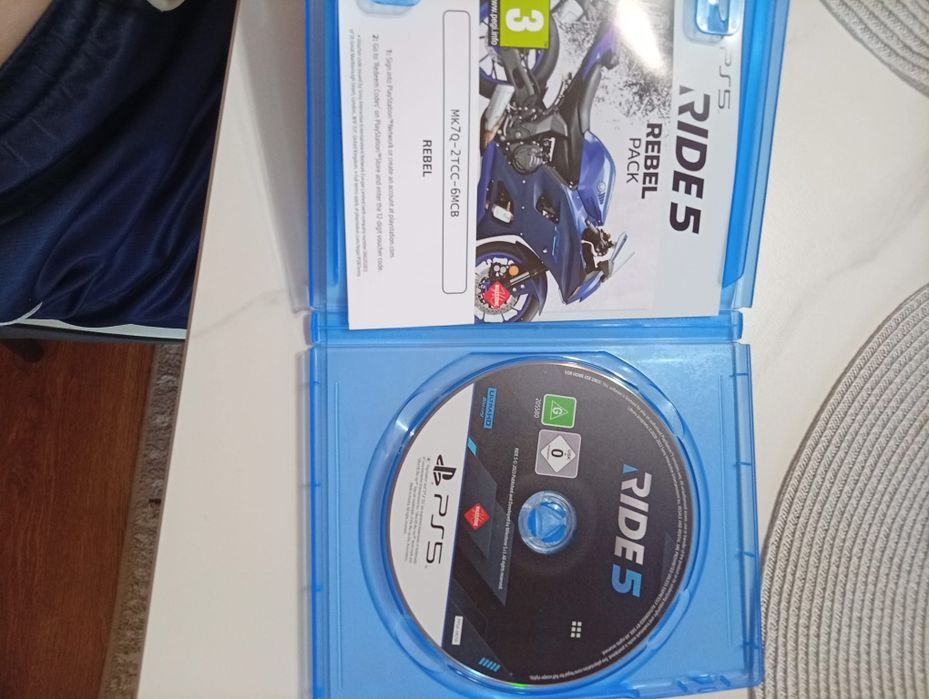 Vând jocuri PS 5