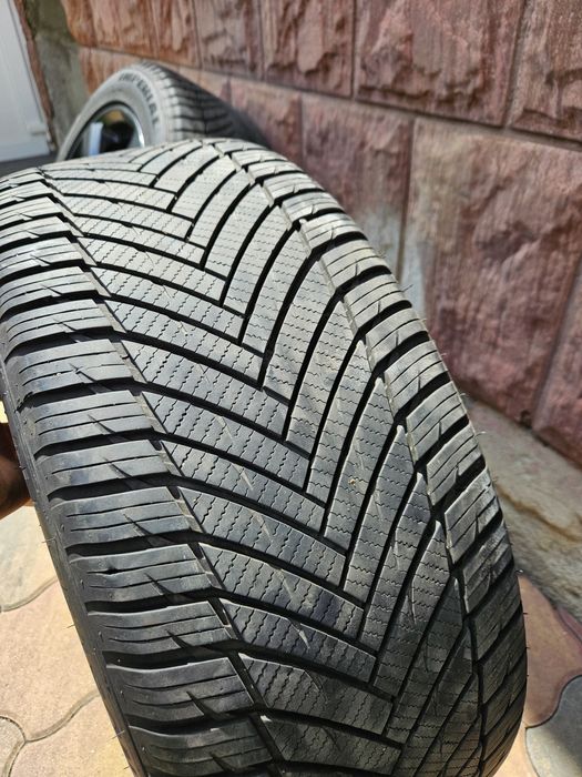 Jante R17 5x112 Audi A5 + anvelope All Season (set complet)