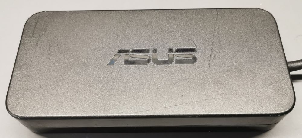 Incarcator Asus 180W ADP-180MB F