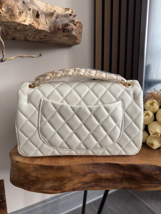 Чанта Chanel - среден размер