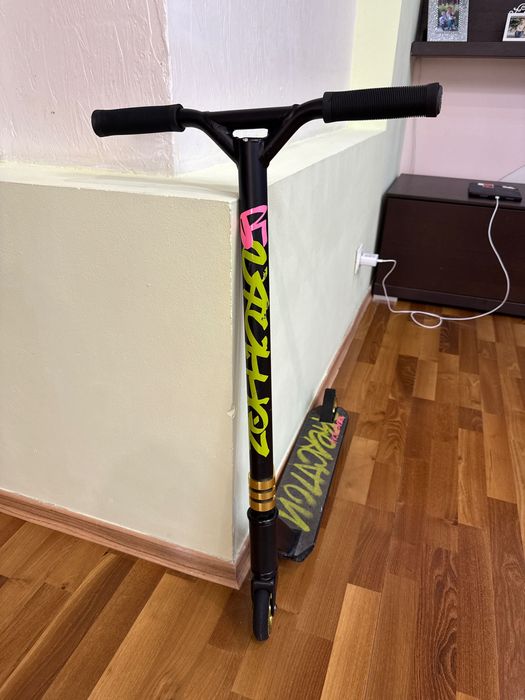 Трюковой самокат