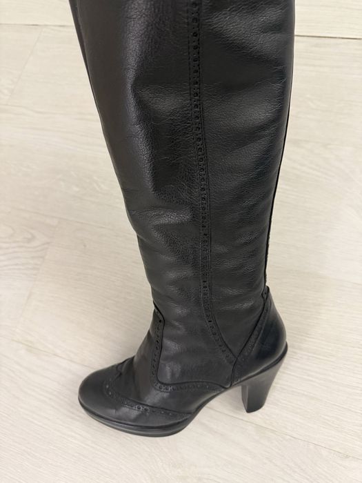 Продам зимние сапоги