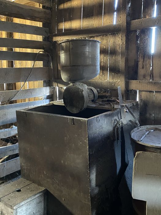 Продаю емкасти под зерно