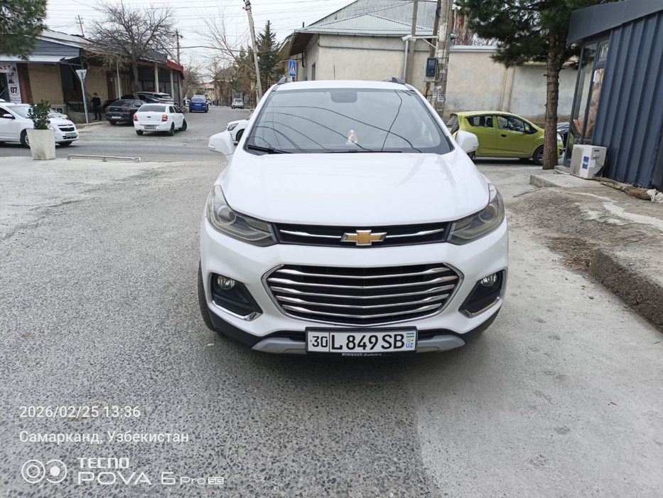 Продаю  Tracker 1