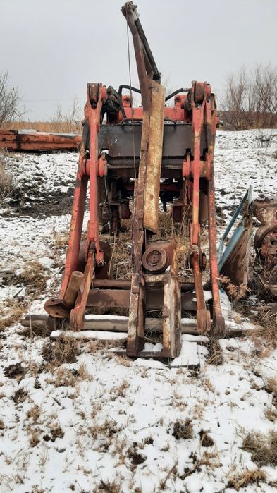 Фронтальный погрузчик т 150, установка