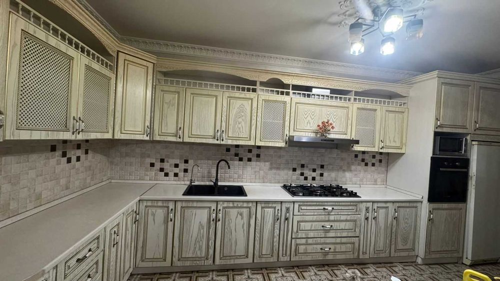 Продам кухонный гарнитур