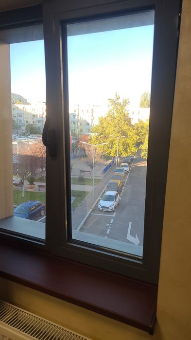 Direct proprietar Închiriez  camera  in bloc Berceni