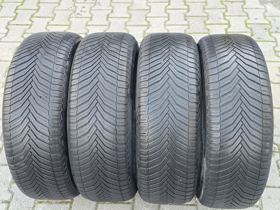 225 60 18 Michelin