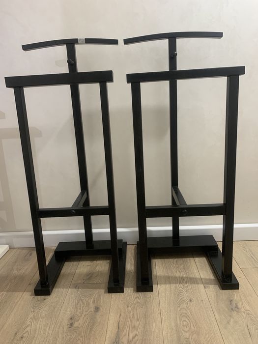 Вешалка напольная дерево. Цену уточняйте.