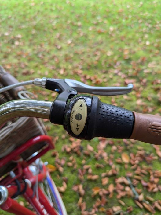 Холандски дамски велосипед Hil Heilbronn 28 цола