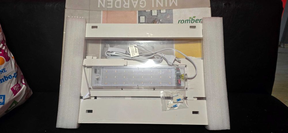 LED лампа за растения