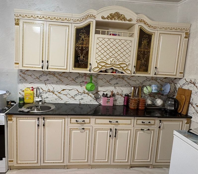 Кухонный гарнитур сатылады