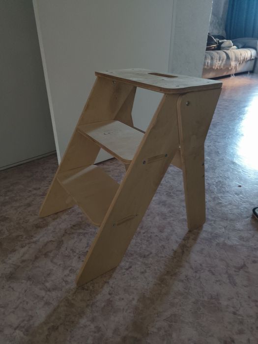 Продам многофункциональный табурет-лестницу