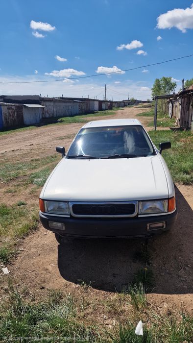 Продам машину Audi 80