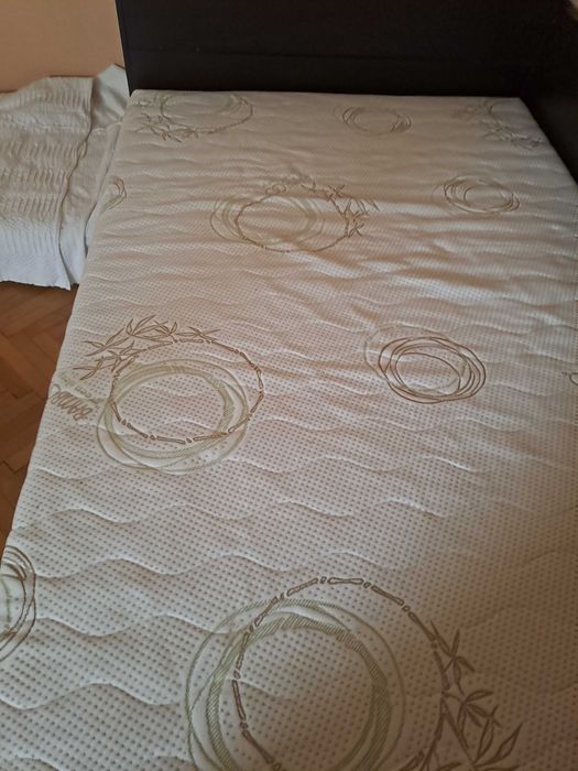 Продавам спалня Приста