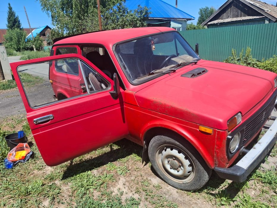 Лада Нива 21213 продам