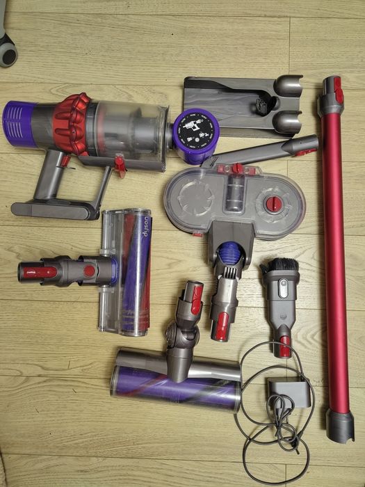 Aspirator Dyson v10