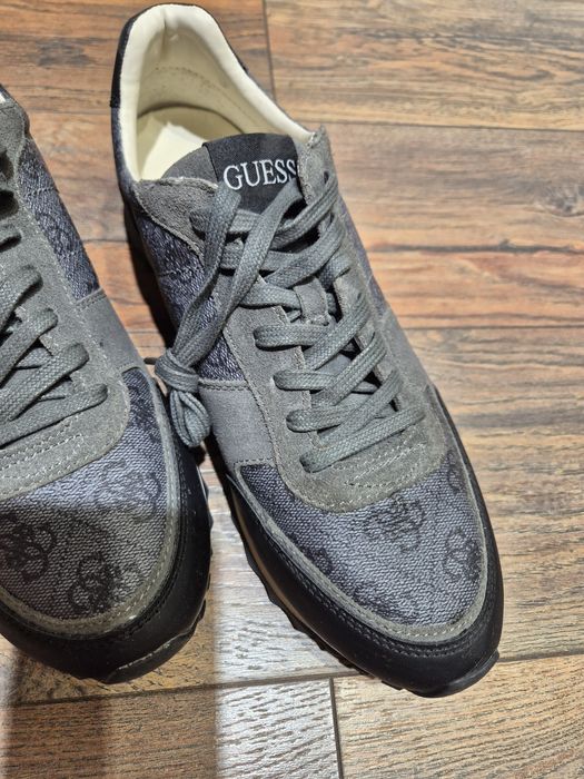 Кроссовки мужские Guess