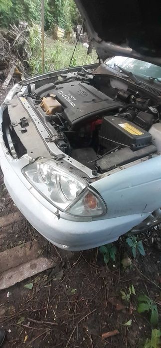 Двигател тойота  авенсис т22