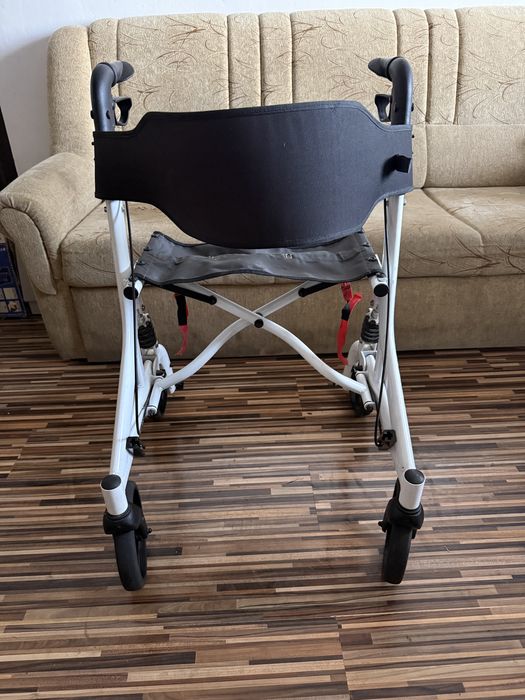 Cadru rulant din aluminiu cu suspensie batrani dizabilitati (ca nou)