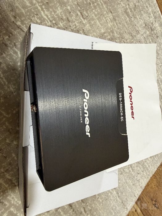 Pioneer DEQ-100ACH-EC 8-канальный DSP-усилитель Внутренний bluetooth