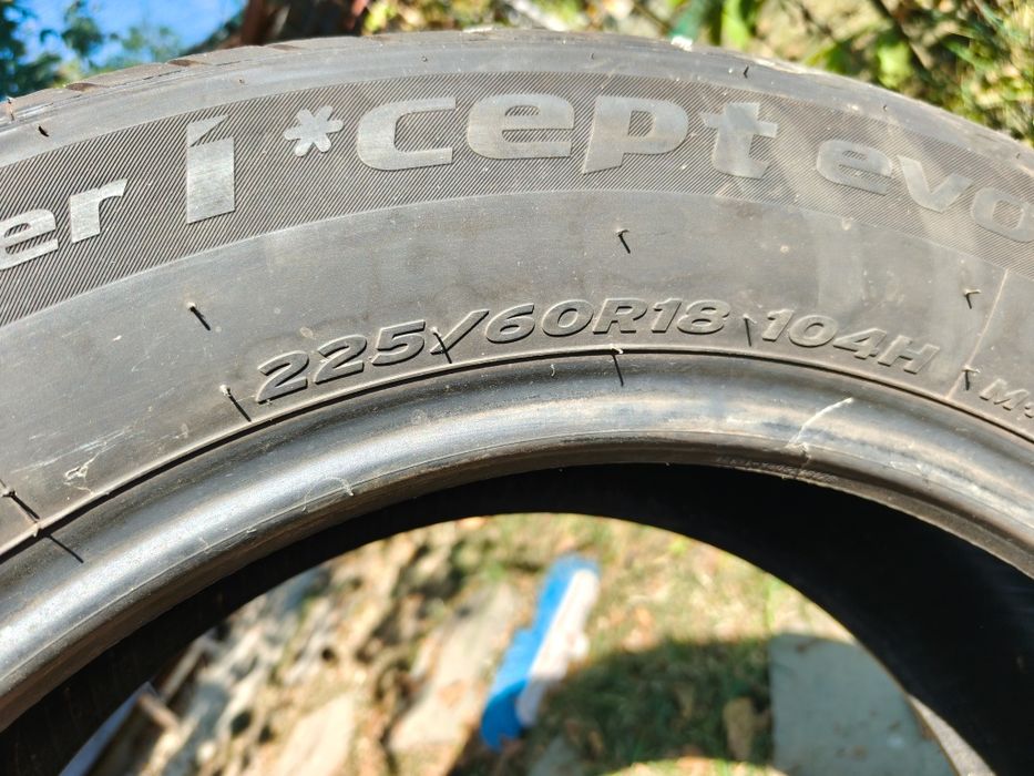Set anvelope iarna 225/60/R18 Hankook