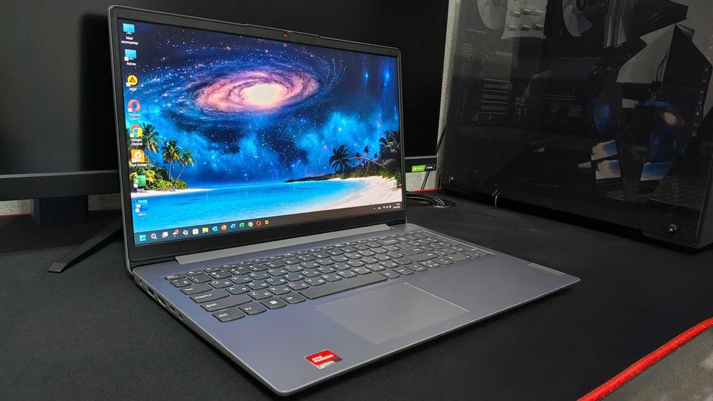 Ноутбук Lenovo Ryzen 3