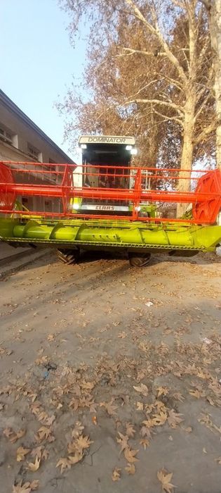 Комбайн Claas Dominator 130 срочно сотилади
