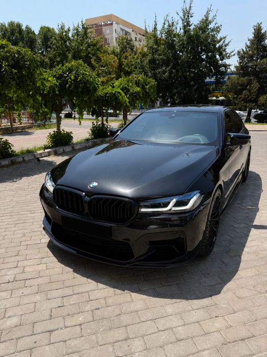 BMW5  530