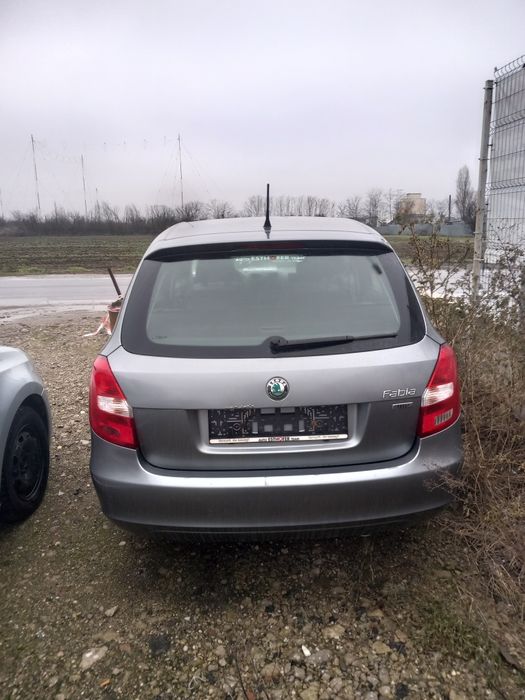 Skoda fabia 1.2 benzină (2950 euro)