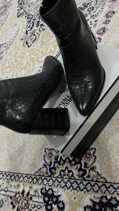 Продам одежда разный образах