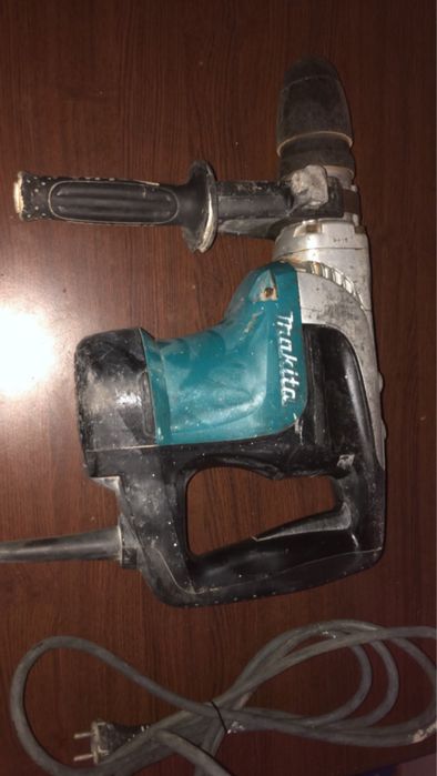 Rotopecurtoare Makita